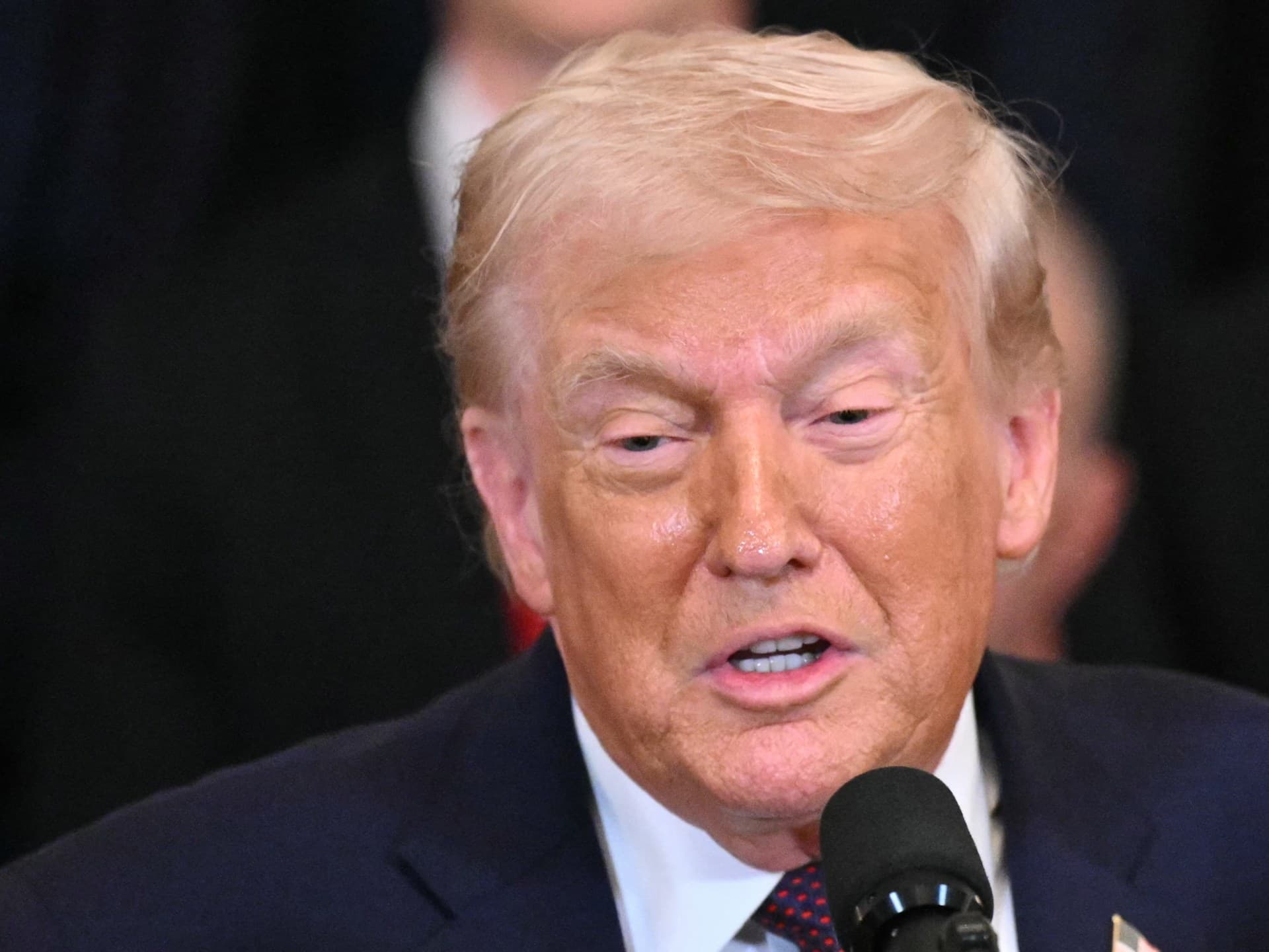 تحليل قطري: عرض ترامب المشكوك فيه لمساعدة إيران