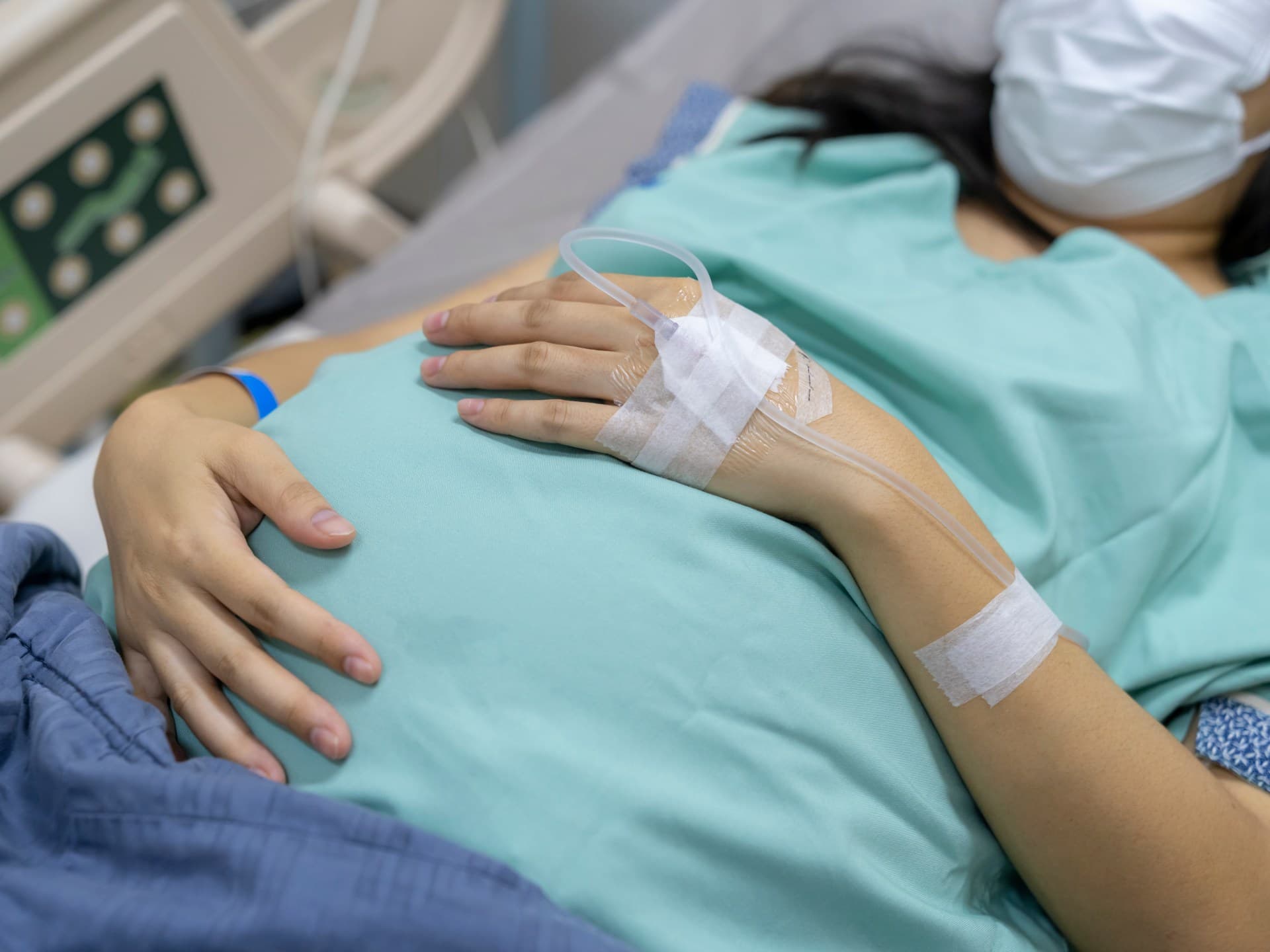 التخدير النصفي والإيبيدورال: دليل شامل للولادة الآمنة